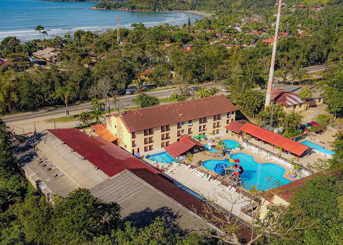 Agua Doce PraiaHotel em Ubatuba